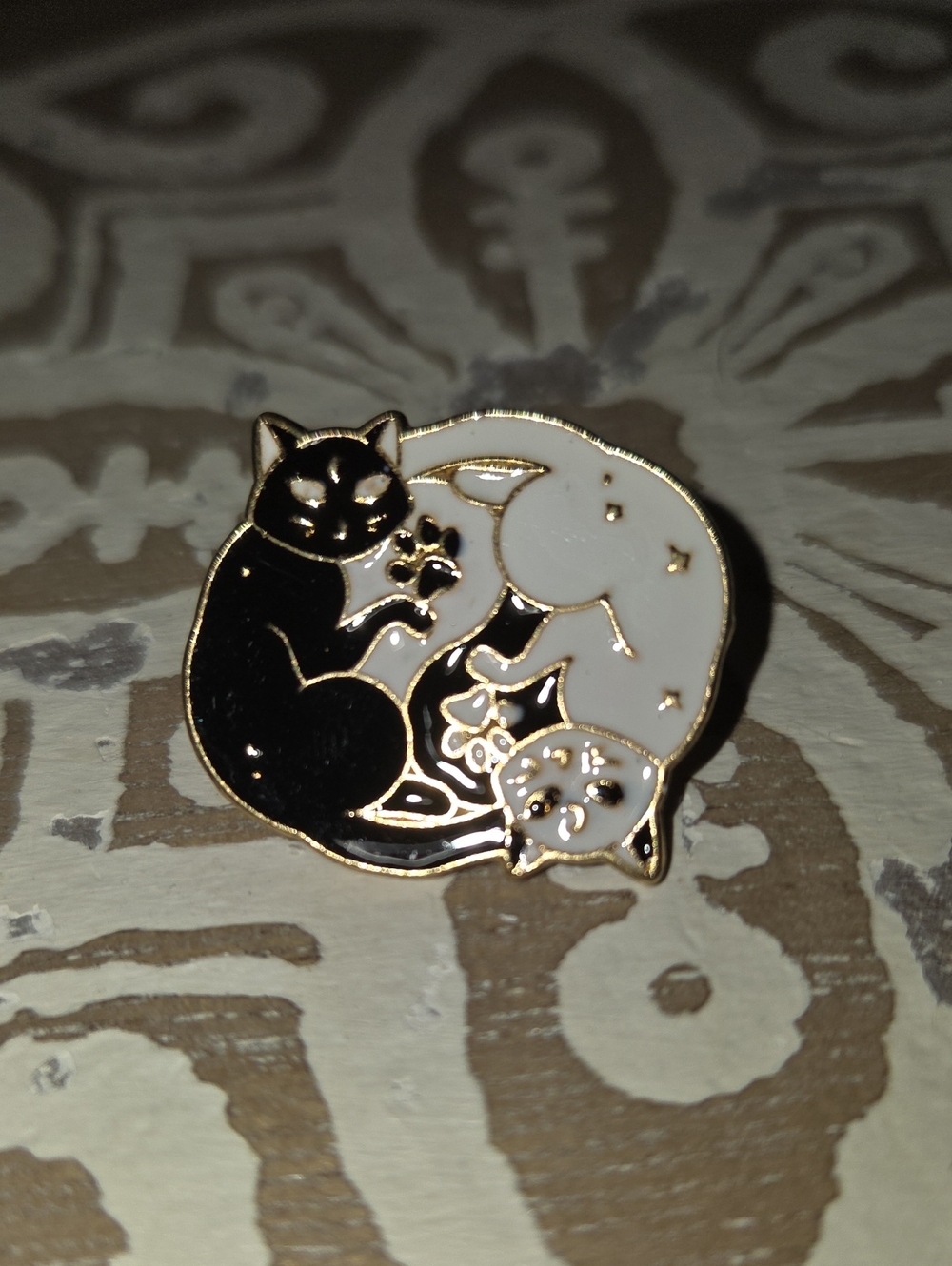 Black and White Cat Enamel Pin - Yin Yang Kitty
